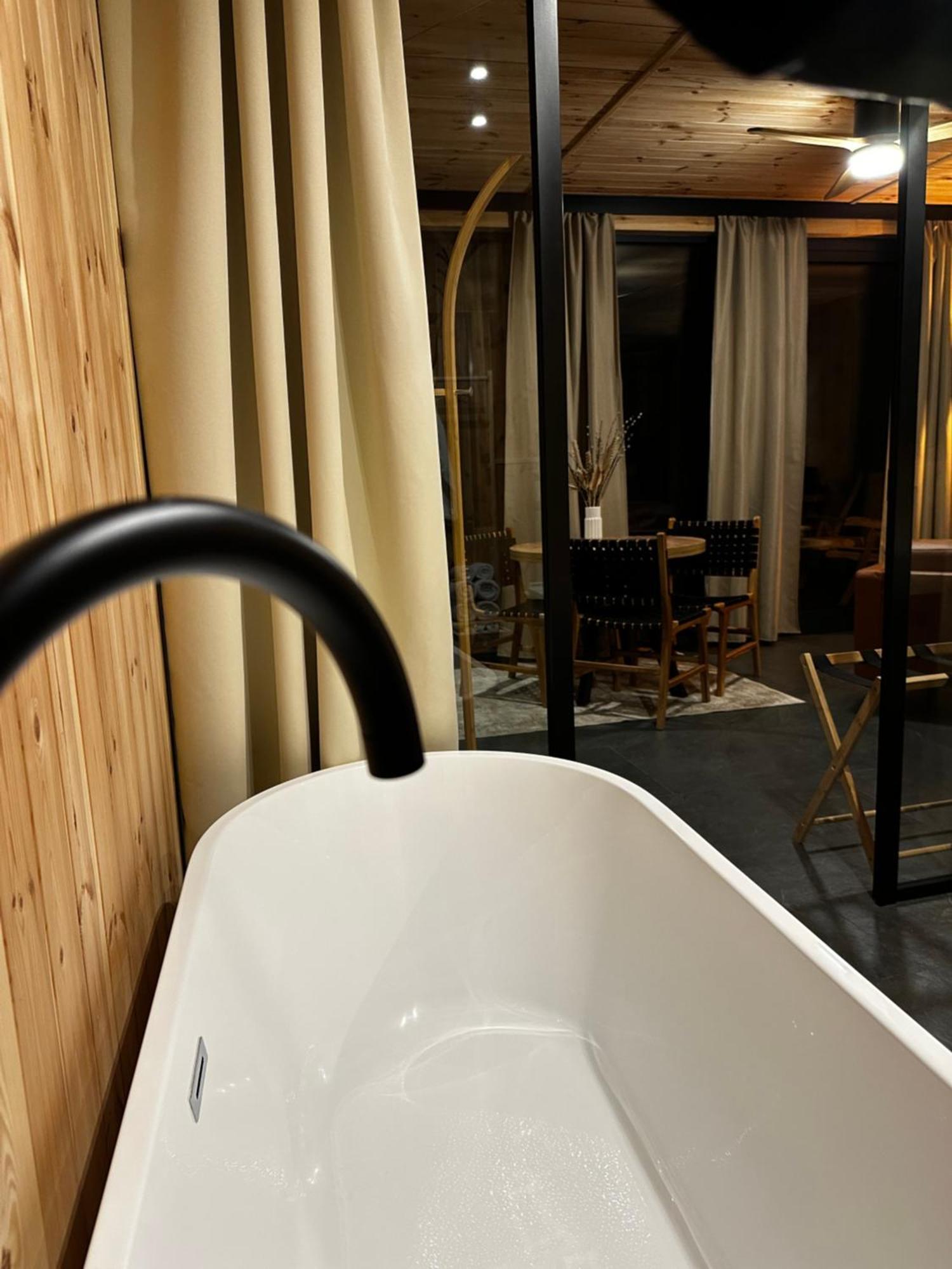 Brown Deer - Z Sauna Na Tarasie, Jacuzzi I Widokiem Na Gory - By Deer Hills Luxury Apartments Kocon Exterior photo